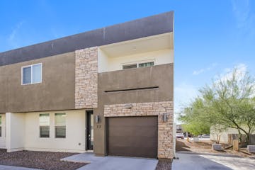 2000 N 36th Street Unit 23 Phoenix, AZ 85008